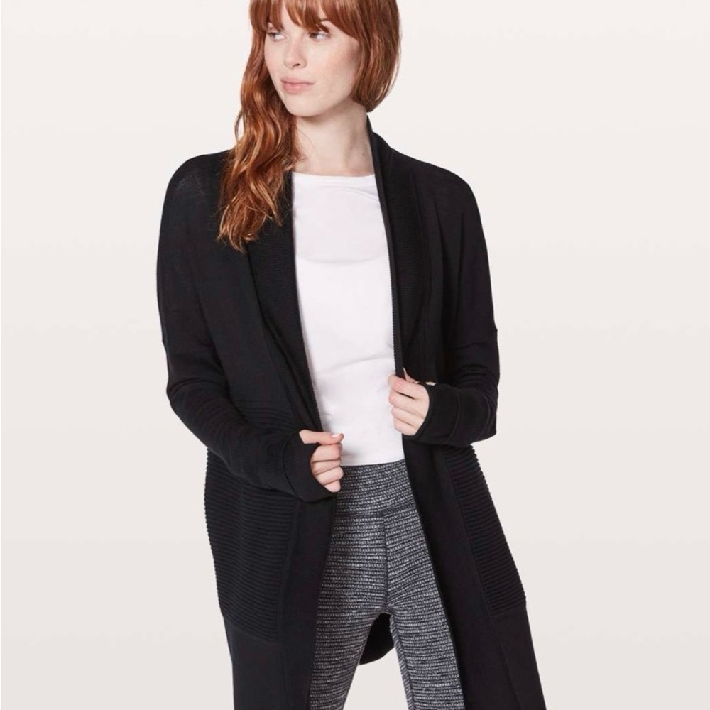 Lululemon Sit In Lotus Wrap II Black